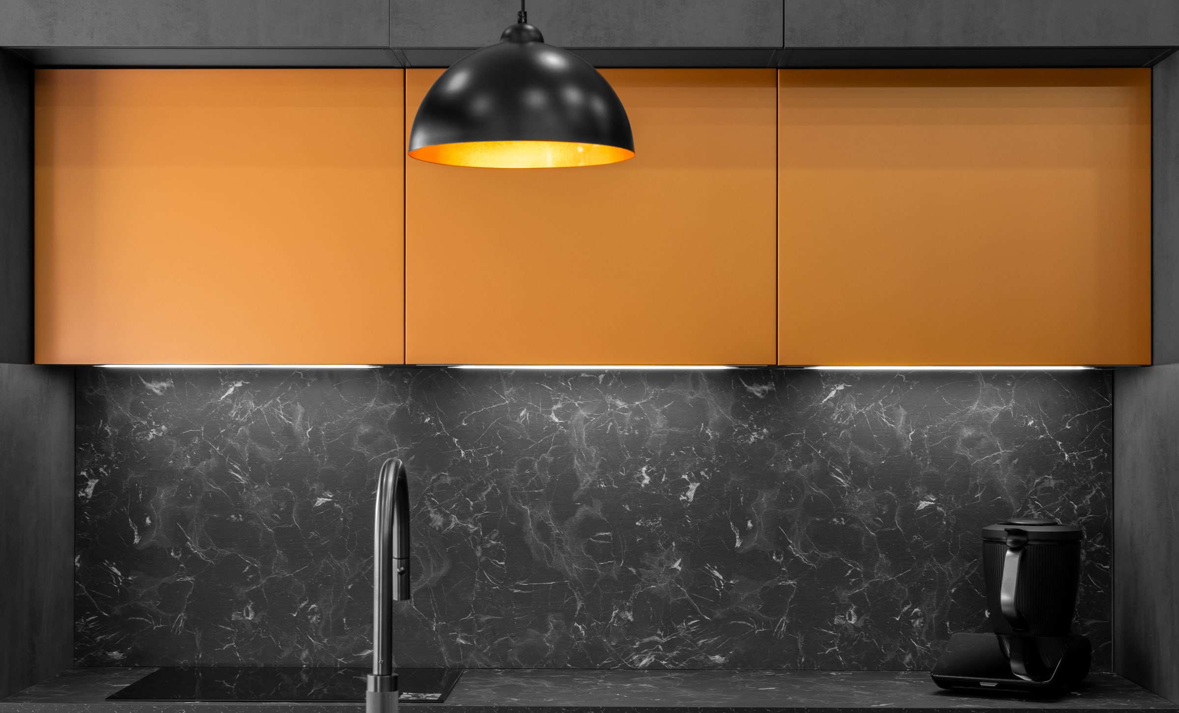 Cuisine terracotta présentée au showroom BP Cuisines de Cernier